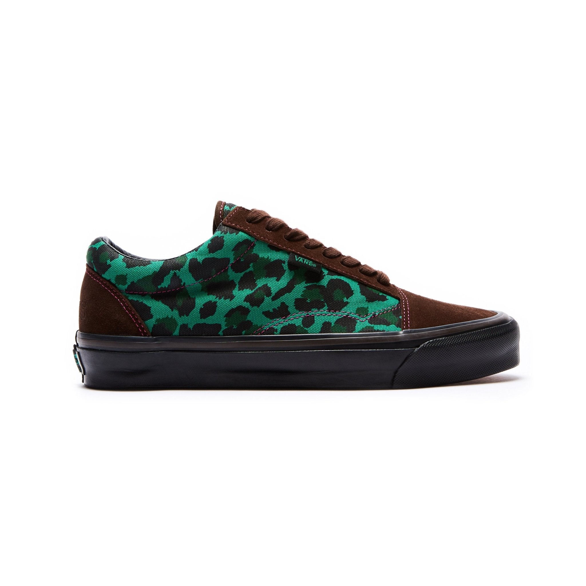 Footwear - Trichome Seattle